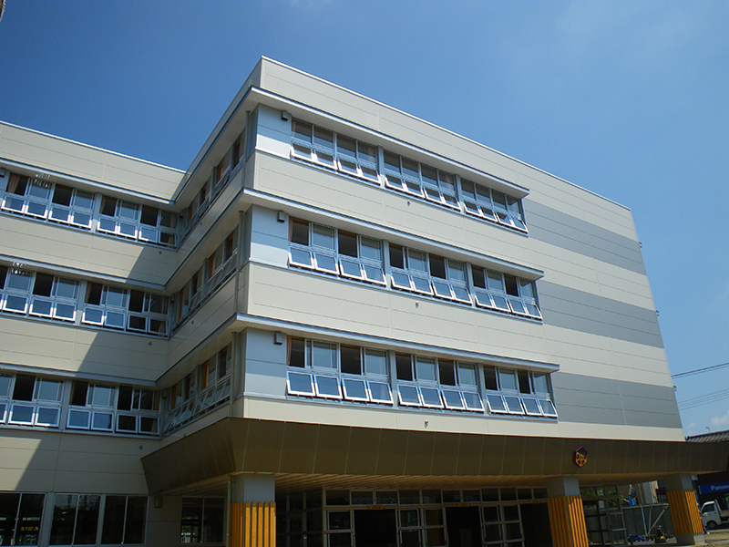 山田小学校校舎改築電気設備工事