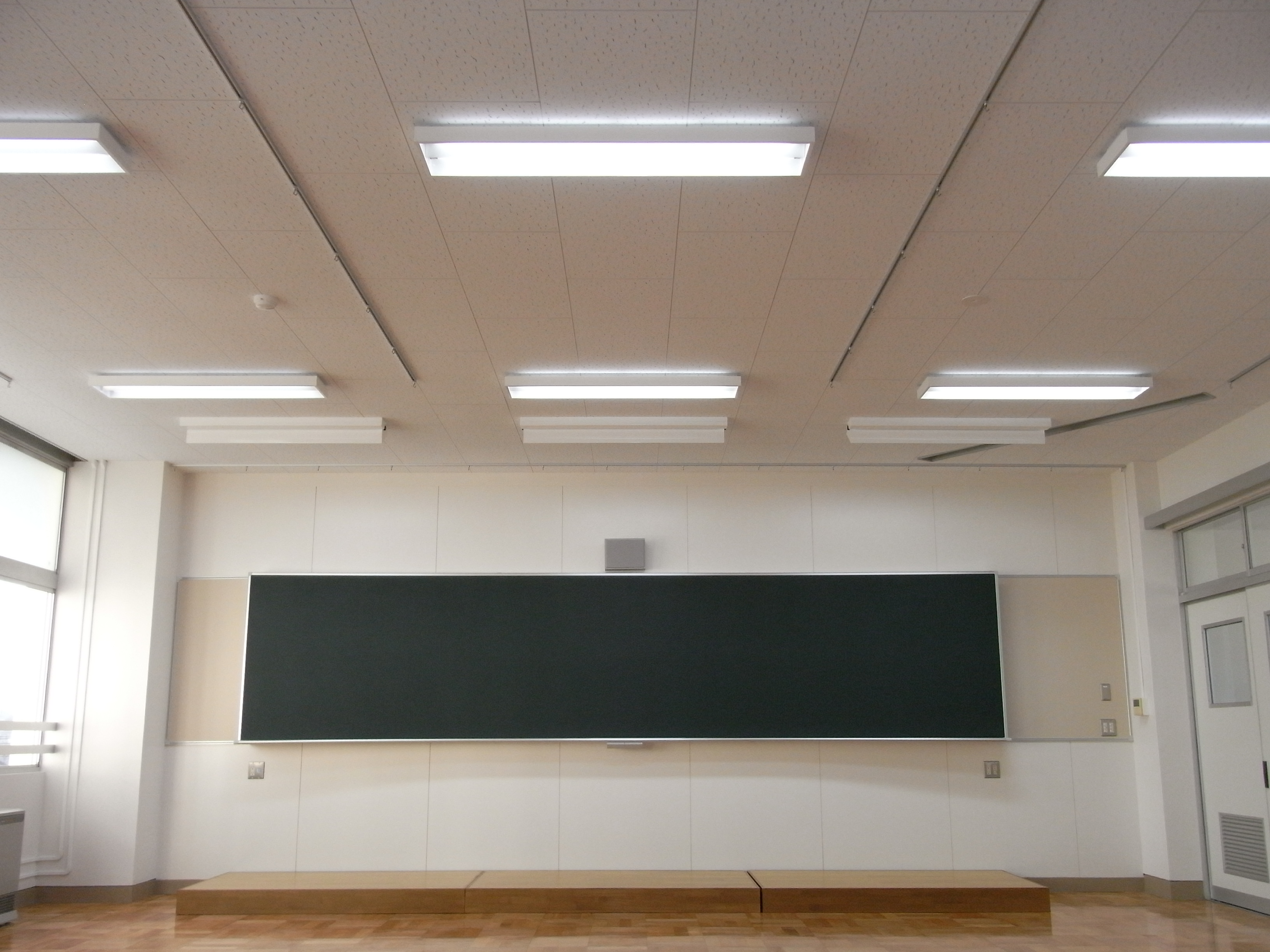 高志中等教育学校大規模改造・耐震補強電気設備工事
