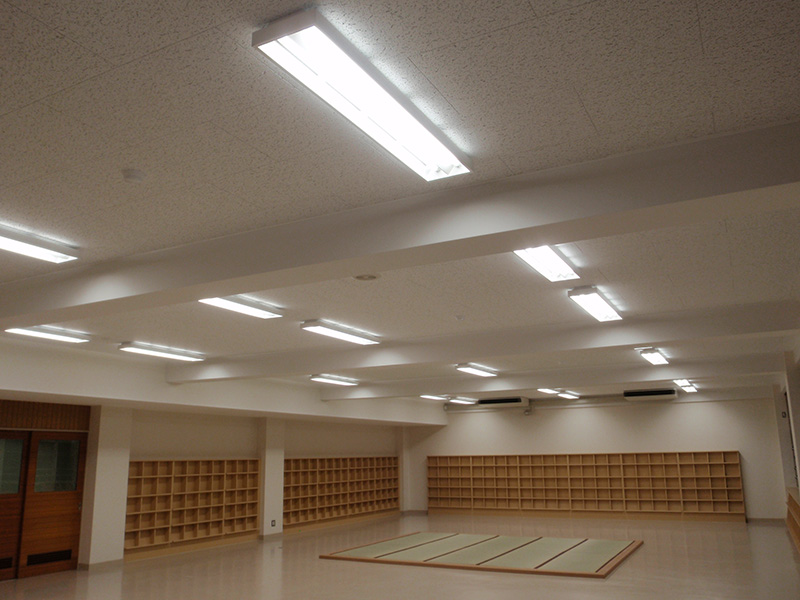 巻南小学校大規模改造・耐震補強電気設備工事