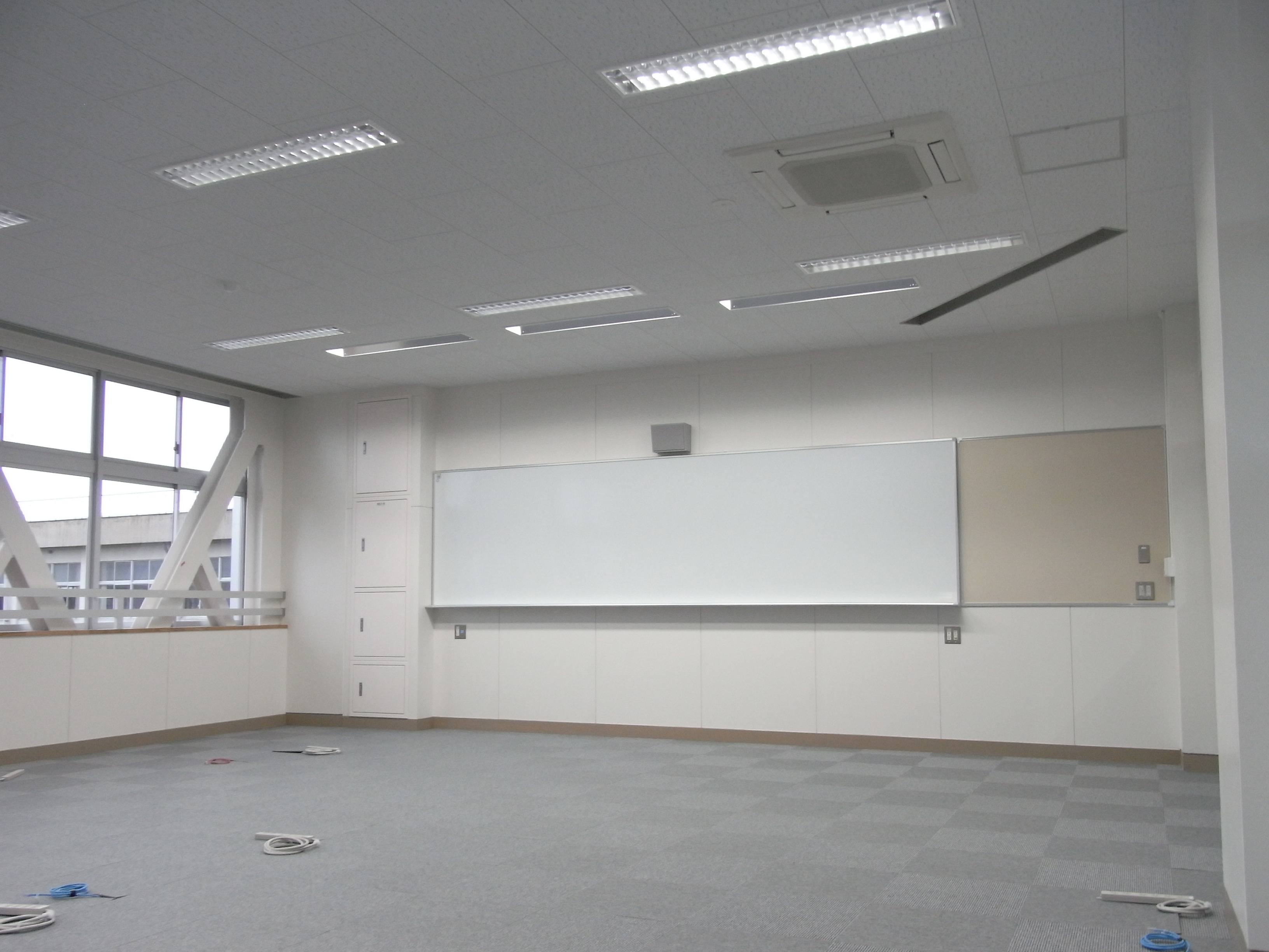 高志中等教育学校大規模改造・耐震補強電気設備工事