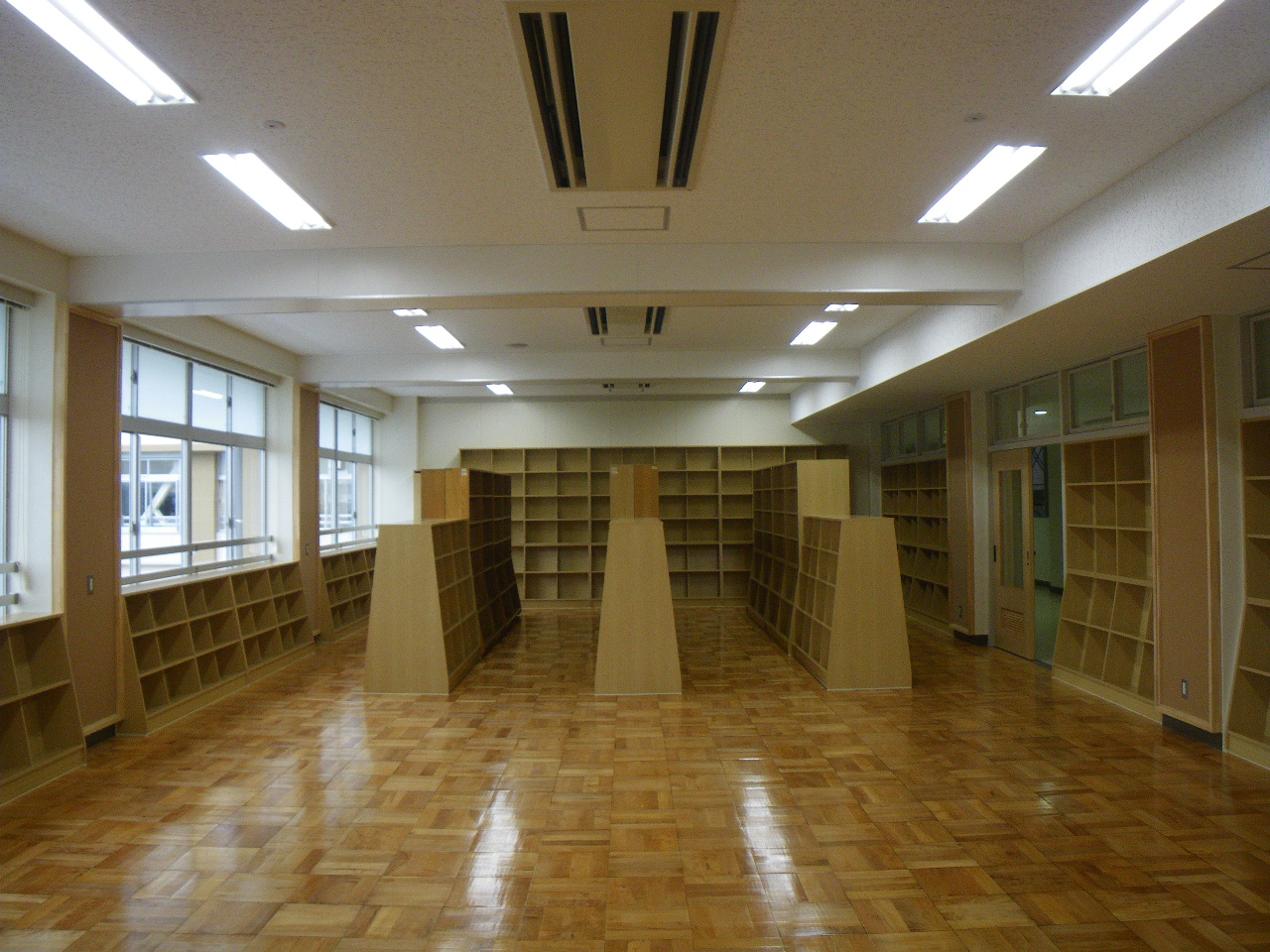 上山中学校大規模改造・耐震補強電気設備工事